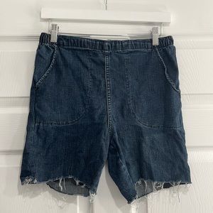 Croft & Borrow denim high-rise shorts!